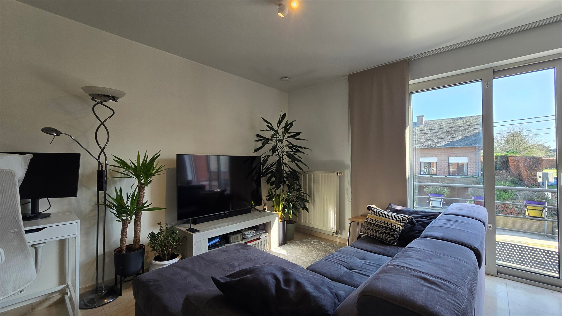 Charming 2-bedroom duplex apartment with terrace in the center of Meerbeek (Kortenberg) - photo 3
