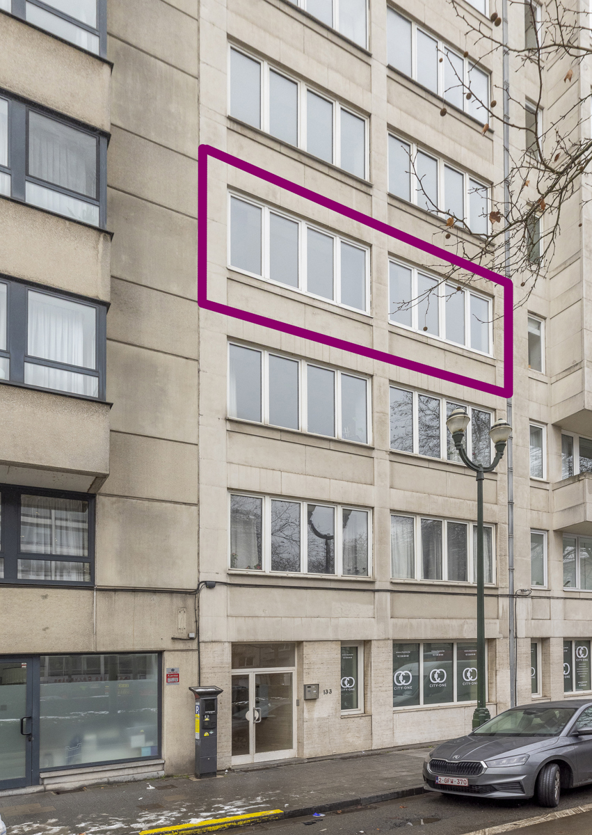 Stijlvol 2-slaapkamerappartement op topligging te Elsene - foto 3