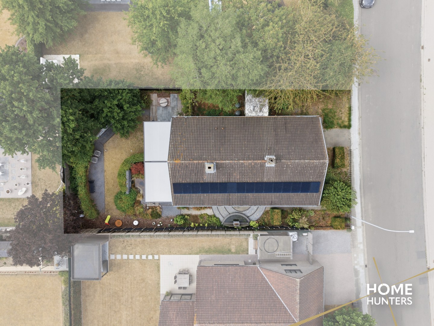 Alleenstaande woning met prachtige tuin en tal van extra troeven in een rustige wijk te Wervik - foto 4