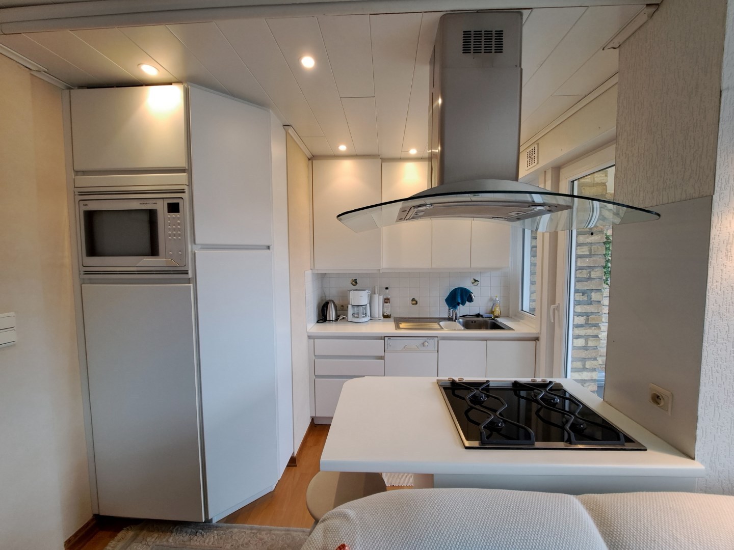 CENTRAAL GELEGEN 2 SLAAPKAMERAPPARTEMENT  IN HARTJE DE PANNE - foto 4