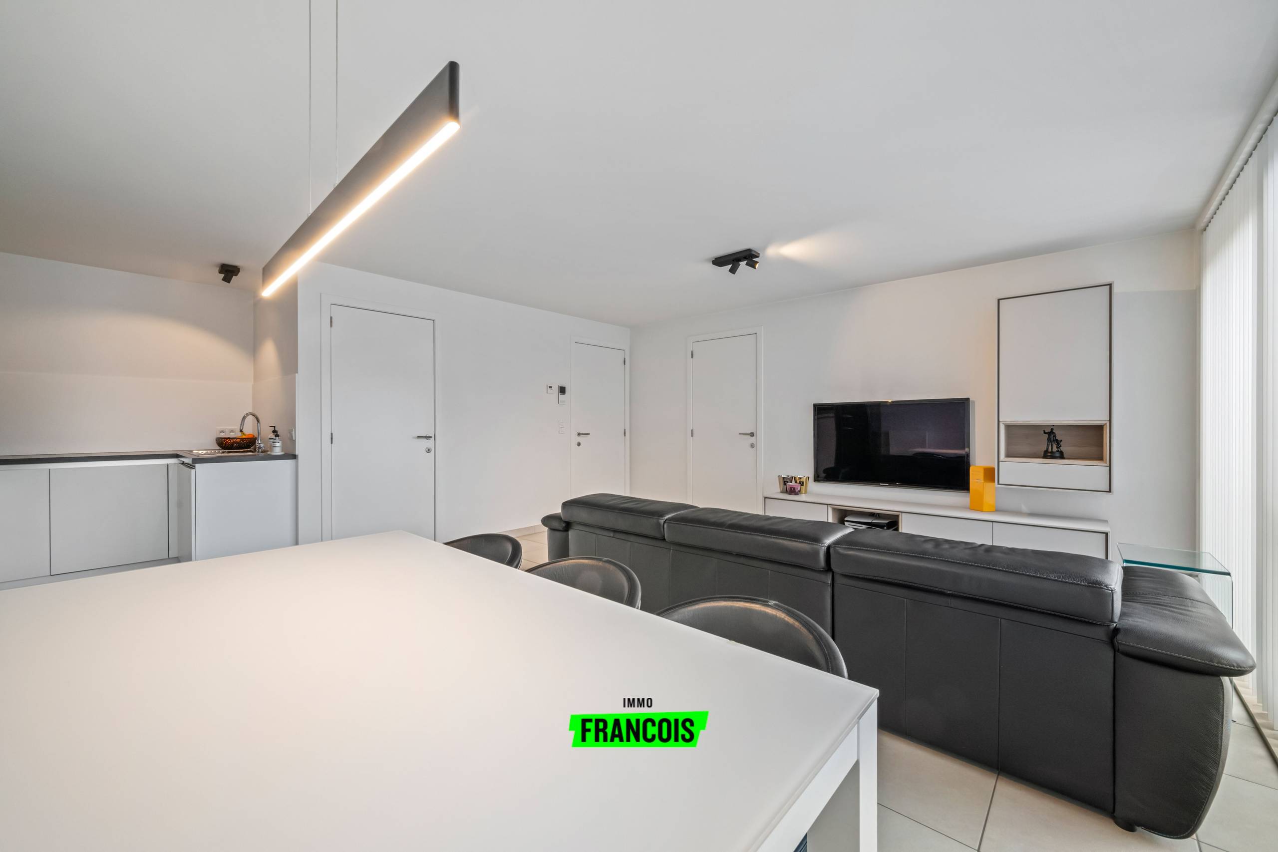 Instapklaar éénslaapkamerappartement met zonnig terras te Oostende - foto 4