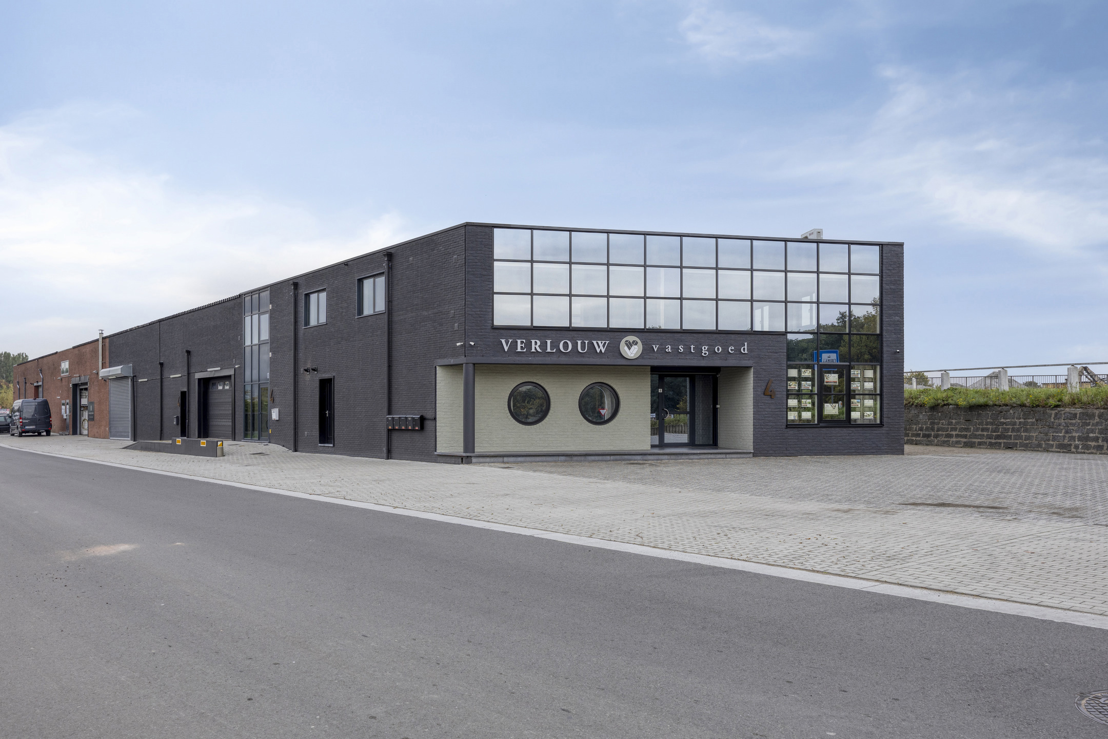 Bedrijvencentrum Ravels met mooie kantoorruimtes en KMO-units - foto 2