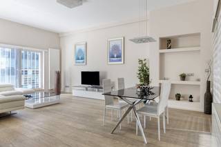 Journée de visite Pre-sale le 19/12 entre 16 h et 18 h.Dans un endroit très central de Bruxelles, au 166 Rue Royale, en face du nouvel...