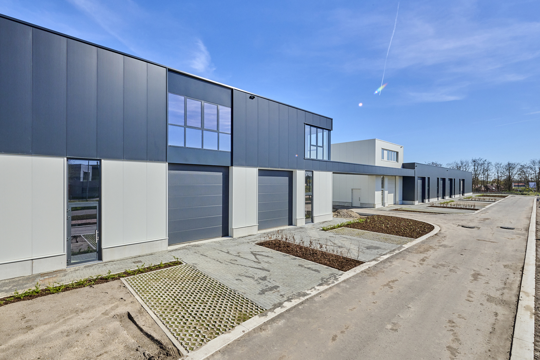 Nieuwbouwproject te Genk - BEDRIJVENPARK KOMPELLAAN - foto 2