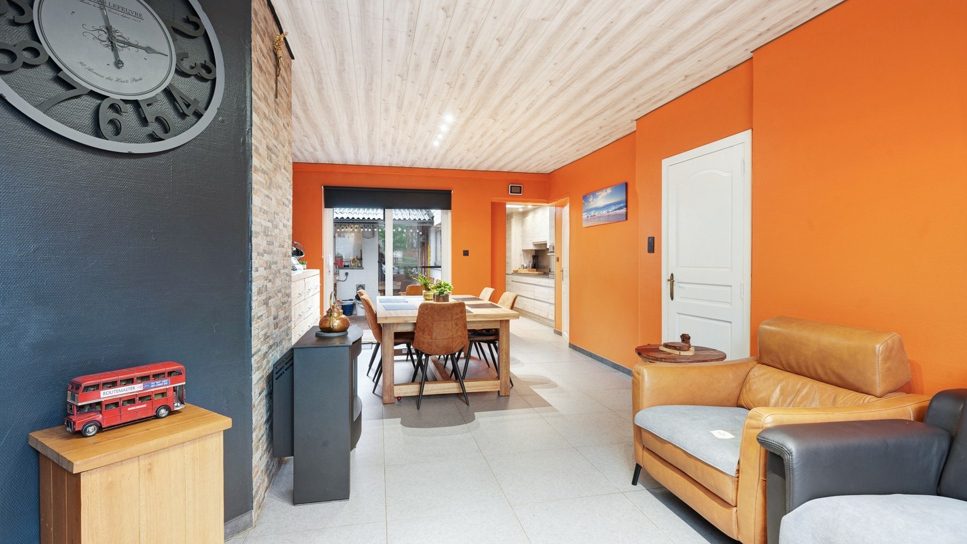 Vernieuwd huis op een goede locatie te Knokke-Heist - foto 2