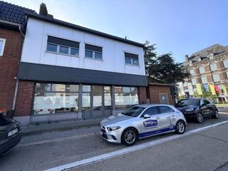 Commercial à louer à Maasmechelen