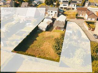 Deze bouwgrond van 9a20ca, gelegen in de rustige Donkerstraat te Neerwinden (deelgemeente van Landen), kan binnenkort jouw stukje geluk worden.Op het...