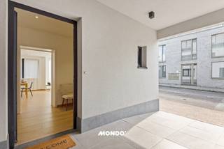 Zoek je een geschikte locatie voor je paramedische praktijk in Meise? Er zijn nog twee lichte en comfortabele kabinetten te huur op een toplocatie...