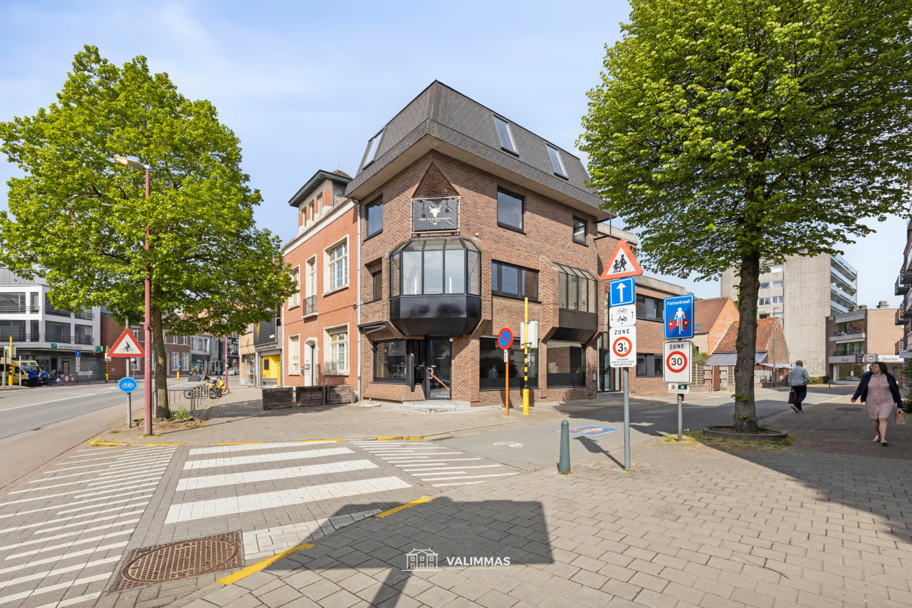 Commercial à vendre à Asse - photo 1