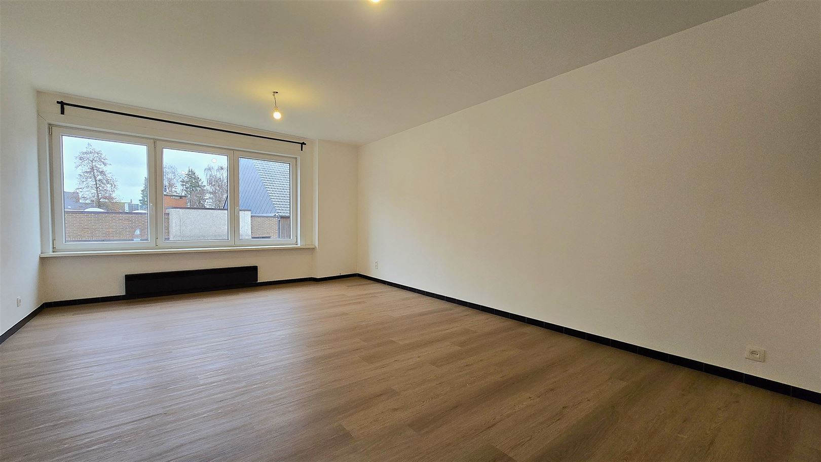 Vernieuwd 2-slpkapp. met terras - foto 2