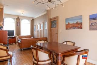 HOBOKEN | KNAPPE, KARAKTERVOLLE BURGERWONING MET 4 TOT 5 SLAAPKAMERS EN STADSTUIN | MET BEHOUD VAN AUTHENTIEKE ELEMENTEN | EPC 413 |Indeling als...