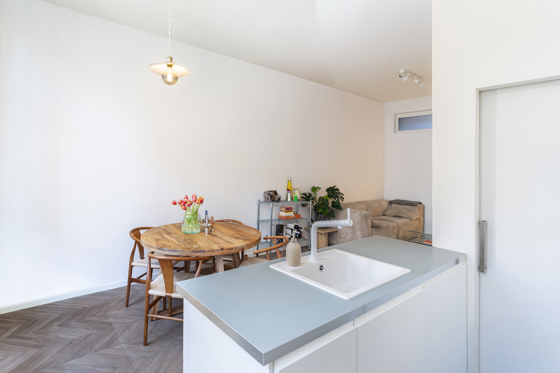 Lichtrijk 1-slaapkamerappartement, hartje ’t Zuid - foto 4