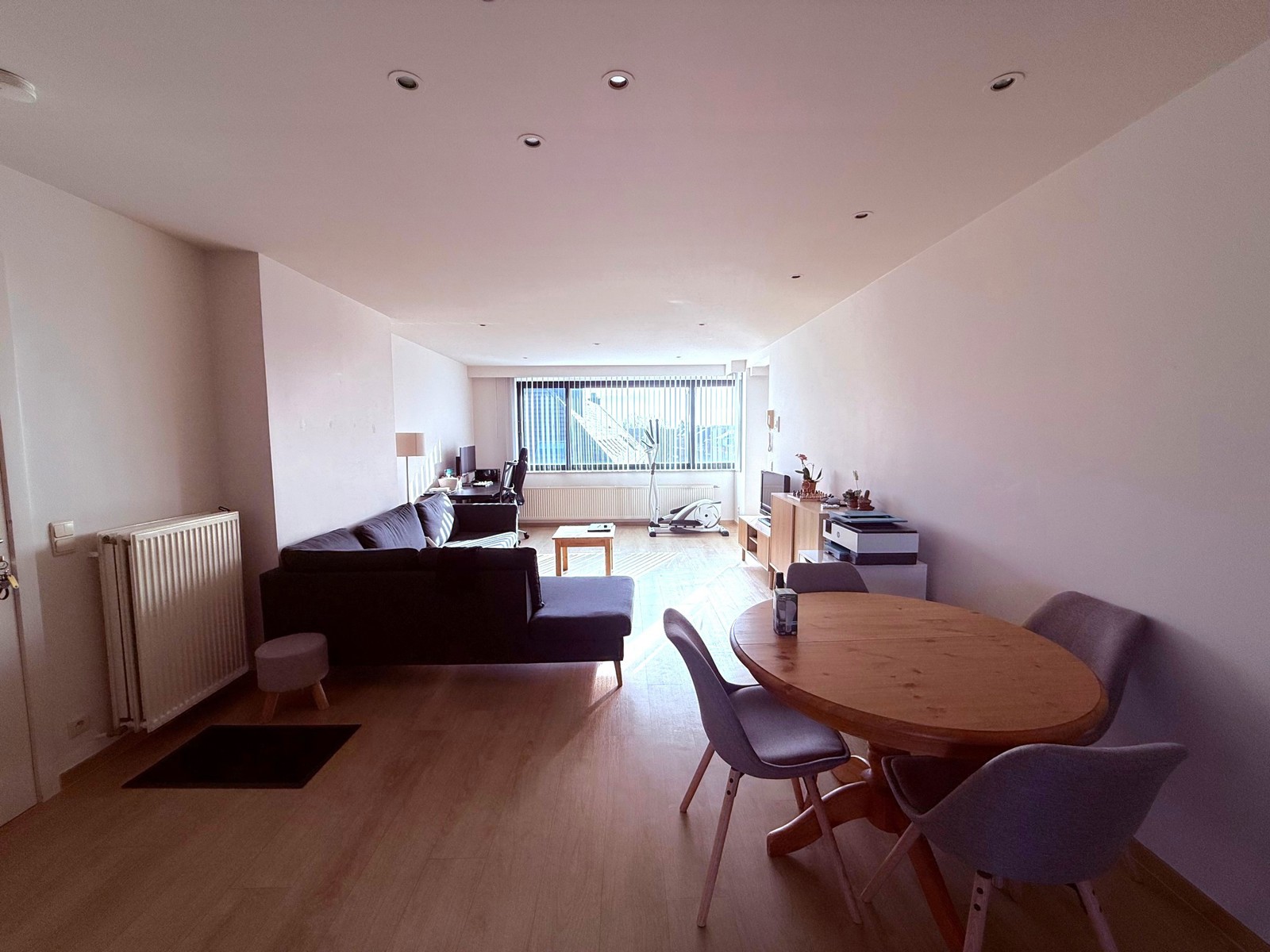 Instapklaar appartement met één slaapkamer gelegen op de derde verdieping. - foto 4