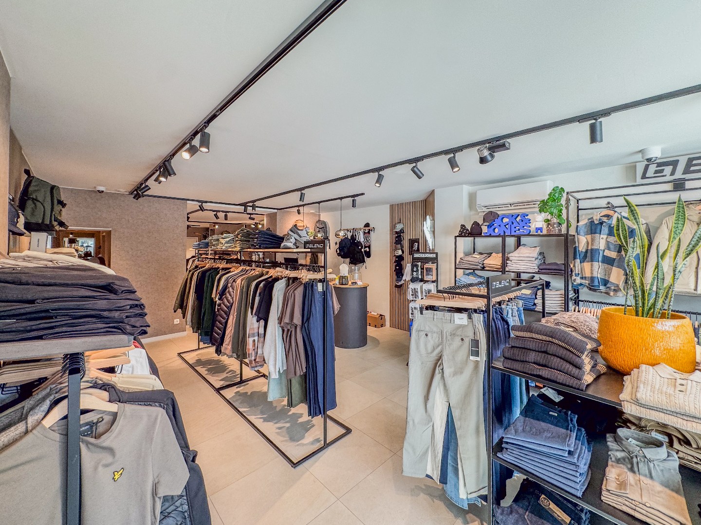 Commercial for rent in Diksmuide - photo 4