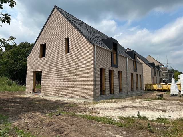 Projet à vendre à Ravels