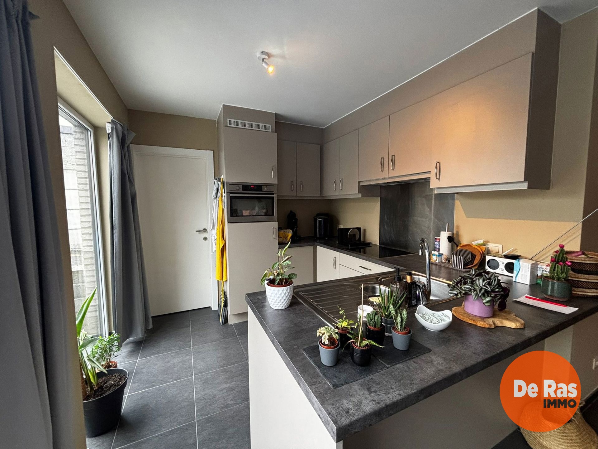 BURST - Recent, gelijkvloers appartement met staanplaats. - foto 5