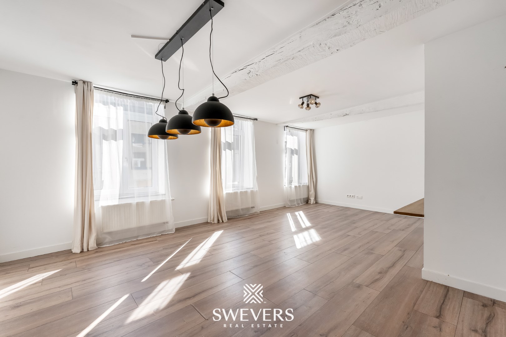 Ruim duplex appartement met knusse stadstuin in hartje Borgloon - foto 4