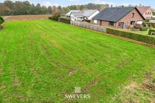 Deze bouwgrond van 11a10ca, gelegen in de Processieweg te Lummen, biedt een perfecte mix van rust, ruimte en een gunstige locatie. Het perceel,...