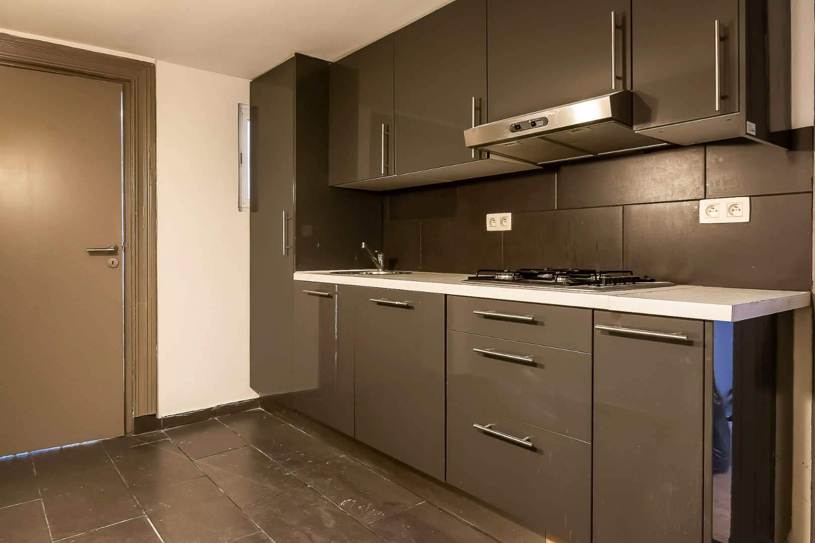 Appartement à louer à Anvers avec 1 chambre - photo 4