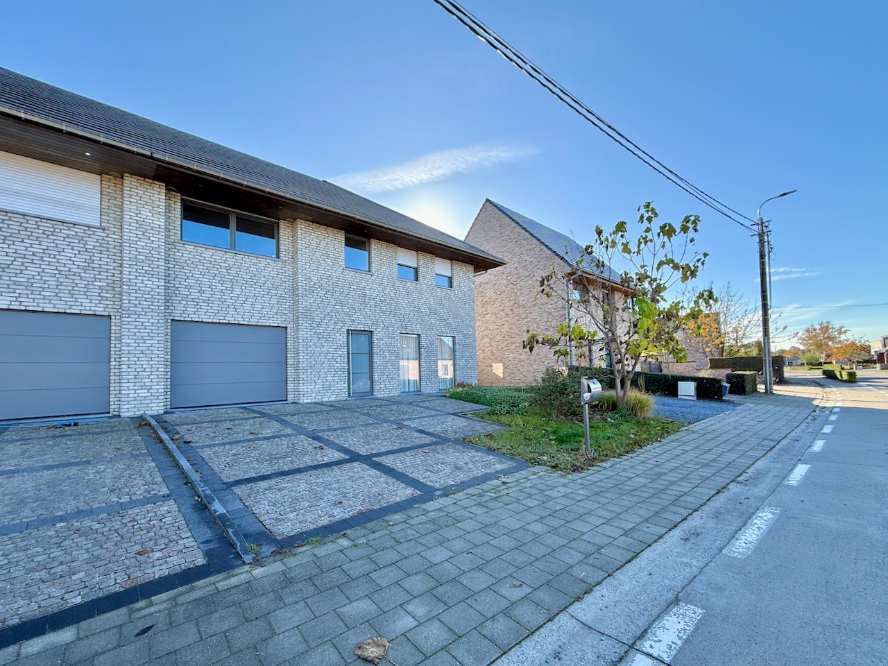 Ruime, energiezuinige gezinswoning te Oosteeklo ! - foto 1