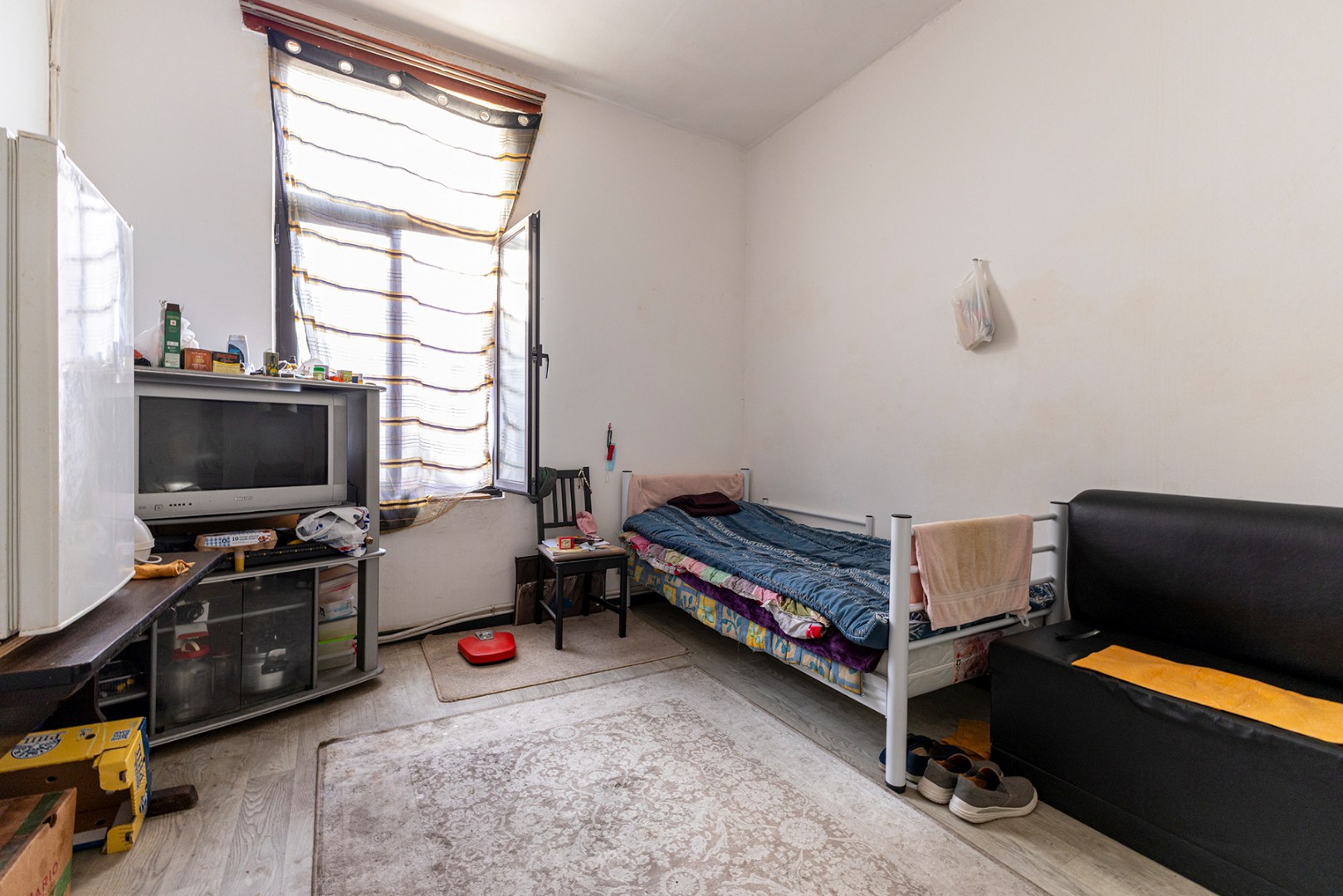 Te renoveren handelshuis vlak aan het Krugerpark! - foto 4