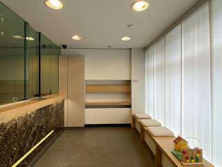 Commercial à louer à Tielt