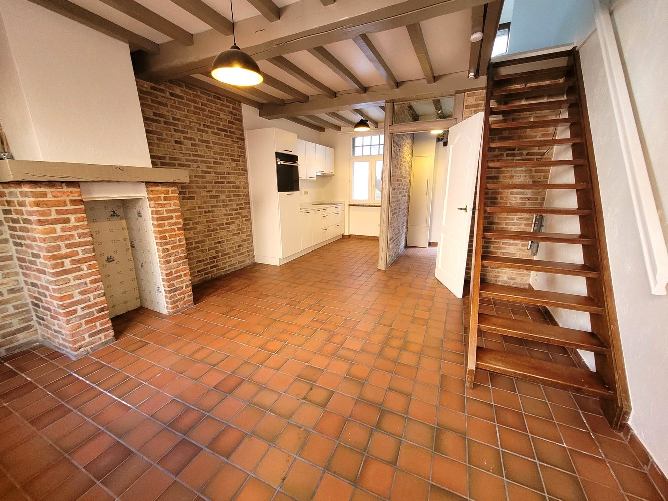 KNUSSE gerenoveerde woning in de BINNENSTAD - foto 3