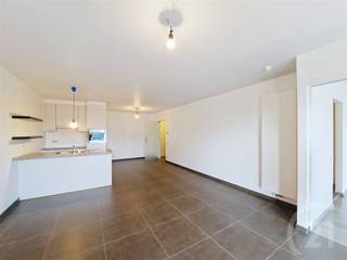 Gezellig en lichtrijk appartement op toplocatie nabij het centrum.Dit aangename appartement is ideaal gelegen vlak bij het centrum, met scholen,...