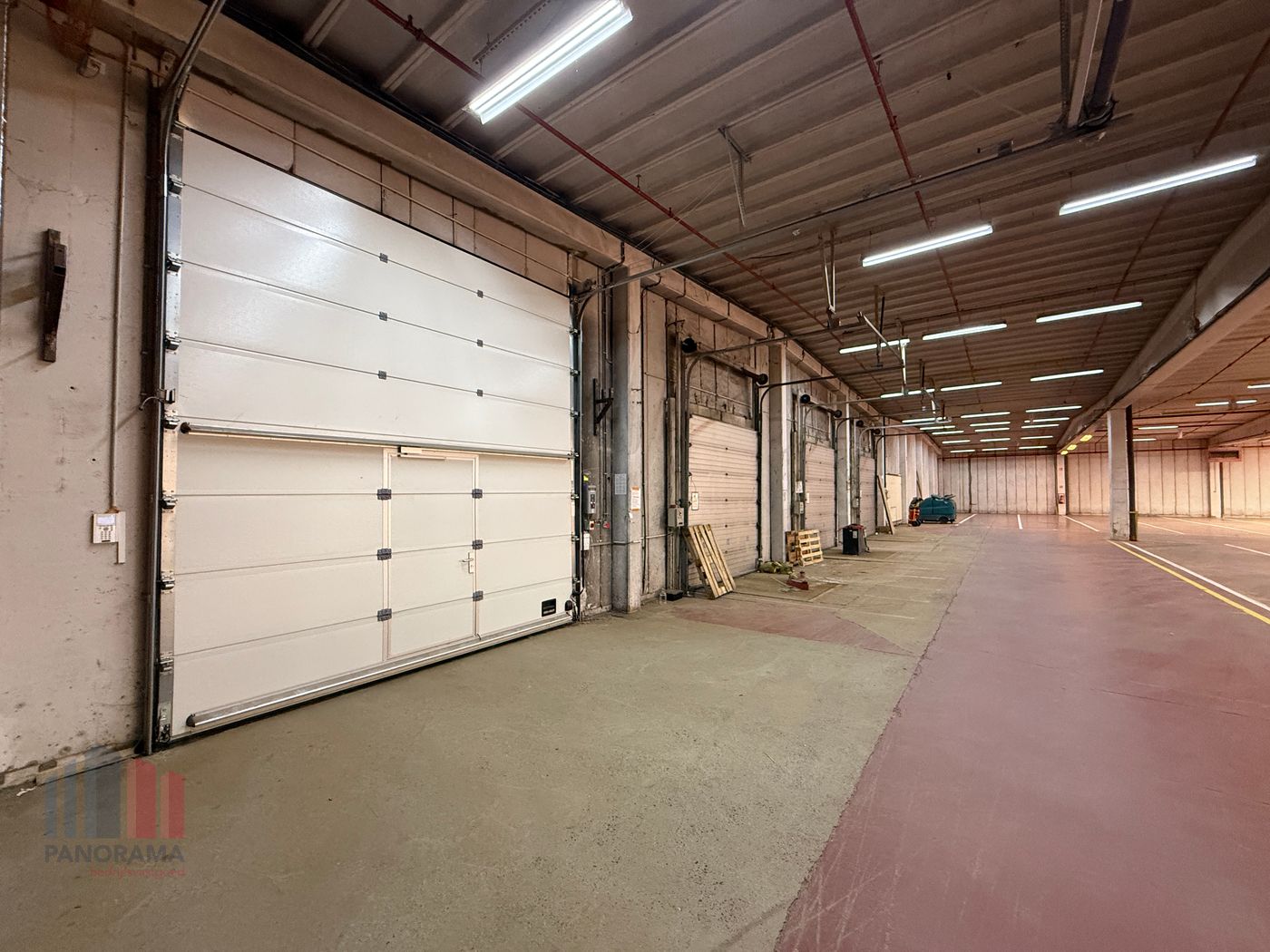 Bedrijfsgebouw op topligging met visibiliteit van de E17 te Sint-Niklaas - photo 3