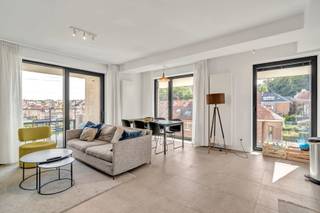 AUDERGHEM – Located on the 3rd floor of a contemporary building developed by Immobel in 2021, facing Parc Sény and within immediate proximity...