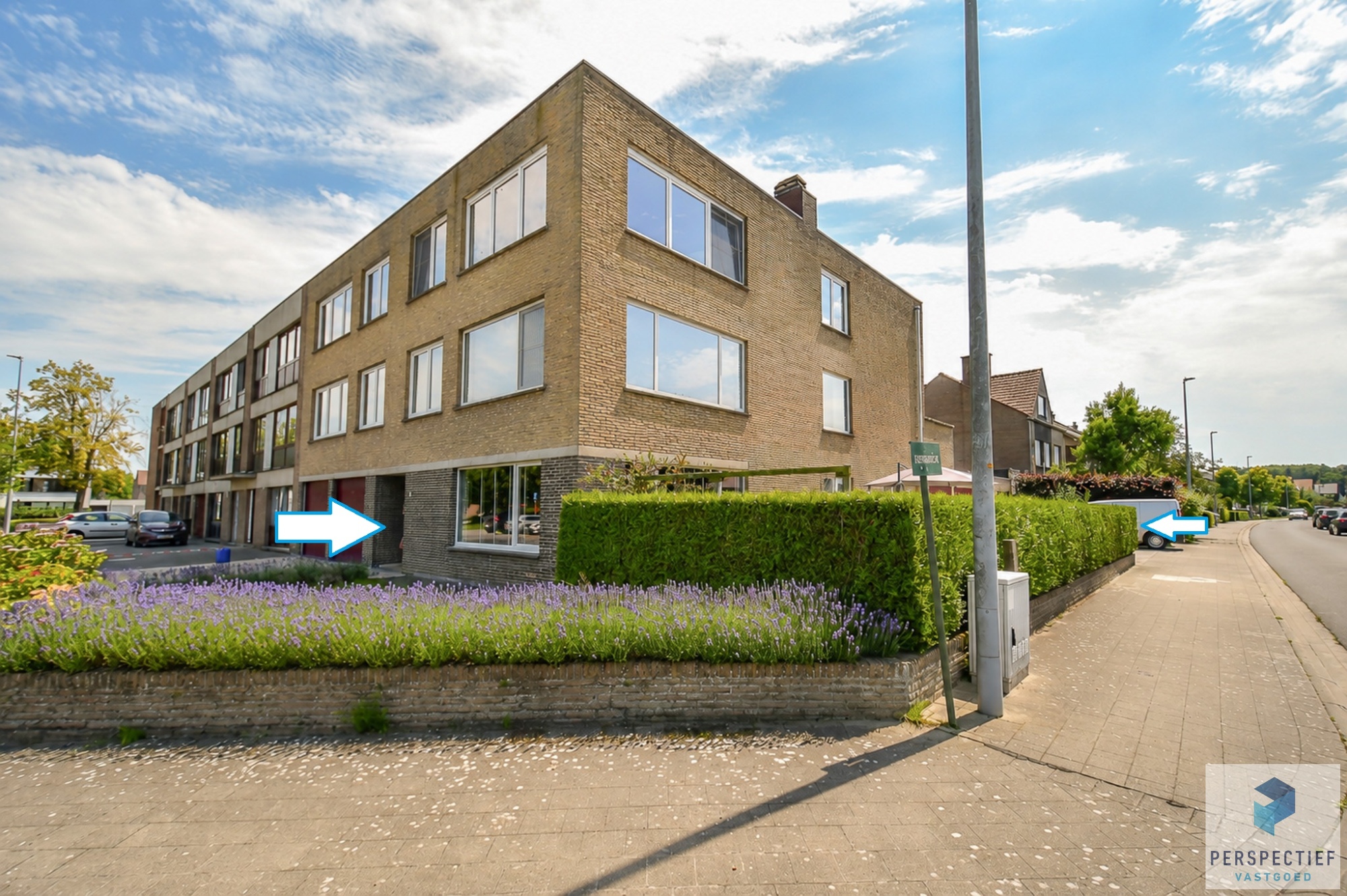 Groot gelijkvloers hoekappartement (136 m²) met 3 slaapkamers, tuin en 2 terrassen - foto 1