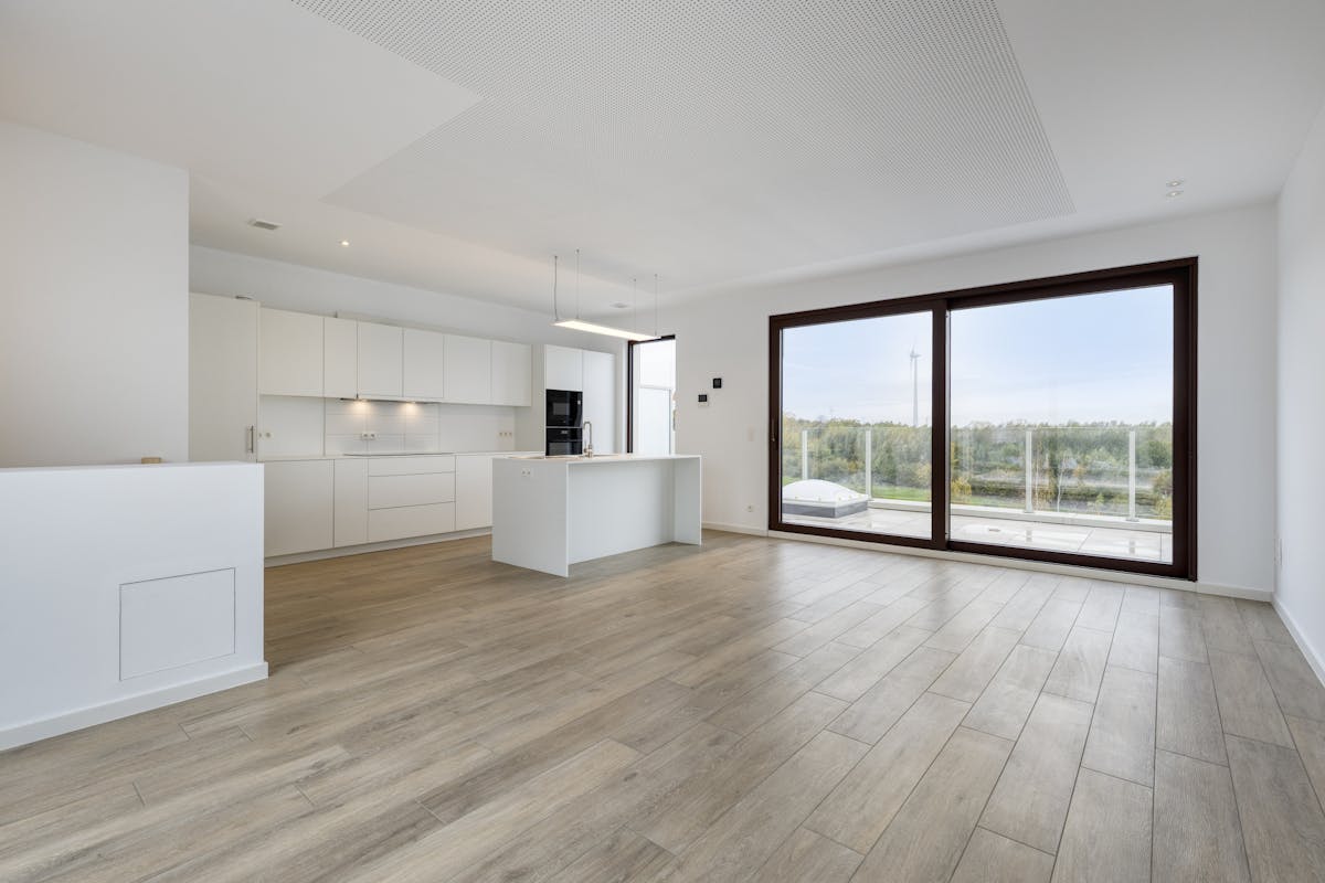 Newly built apartment with 3 spacious bedrooms for sale - photo 2