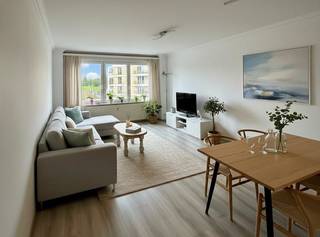 Ontdek dit prachtige en lichtrijke appartement van 100 m² met 2 slaapkamers, ideaal gelegen in het centrum van Maleizen (Overijse). Het appartement...