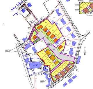 <strong>VERKAVELING</strong> bestaande uit <strong>19 mooie bouwgronden</strong>, zeer rustig gelegen in nieuw gecreëerde wijk zonder doorgaand verkeer.<br /><br />Hoog en droog gelegen achter de Sint-Medarduskerk, het pittoreske centrum van Vreren, een bouwrijpe verkaveling met volledig nieuw aangelegde wegen met verlichting en voorzien van alle nutsvoorzieningen.<br /><br />Enkel bouwpercelen voor <strong>open </strong>en <strong>half open</strong> bebouwingen in aanbieding, geen gesloten bebouwingen, telkens voorzien van een voortuin en een mooie achtertuin waar terras aan living mogelijk is. U kan kiezen voor een inpandige garage of voor een carport langs uw woning.<br /><br />De bouwgronden hebben als hoofdbestemming residentiële ééngezinswoningen, als nevenbestemming worden enkel kleinschalige vrije beroepen of diensten toegelaten. Kleine constructies in de tuin worden ook toegelaten (tuinberging, hondenhok, hobbyserre, ...).<br /><br />Geschikt voor moderne bouwstijl in baksteen en met plat dak, ideaal om energiezuinig te bouwen met zonnepanelen en integratie van alle laatse nieuwe technieken. Groendaken zijn ook toegestaan.<br /><br />De 7 bouwgronden die grenzen aan de Holleweg aanvaarden een meer traditionele bouwstijl met hellend dak.<br /><br />Kortom een waaier aan mogelijkheden en keuzes die u kan maken om van van uw droom(woning) werkelijkheid te maken.<br /><br /><strong>Voor meer info contacteer ons kantoor 012 744 844 of mail naar info@goed-gevonden.be</strong>