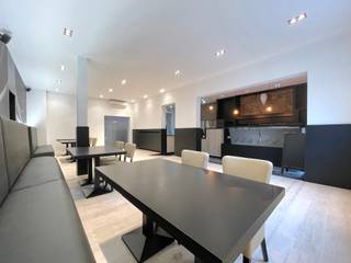 Ben je op zoek naar een pand waar wonen en werken perfect hand in hand gaan?Dit veelzijdige eigendom, combineert een volledig ingerichte...