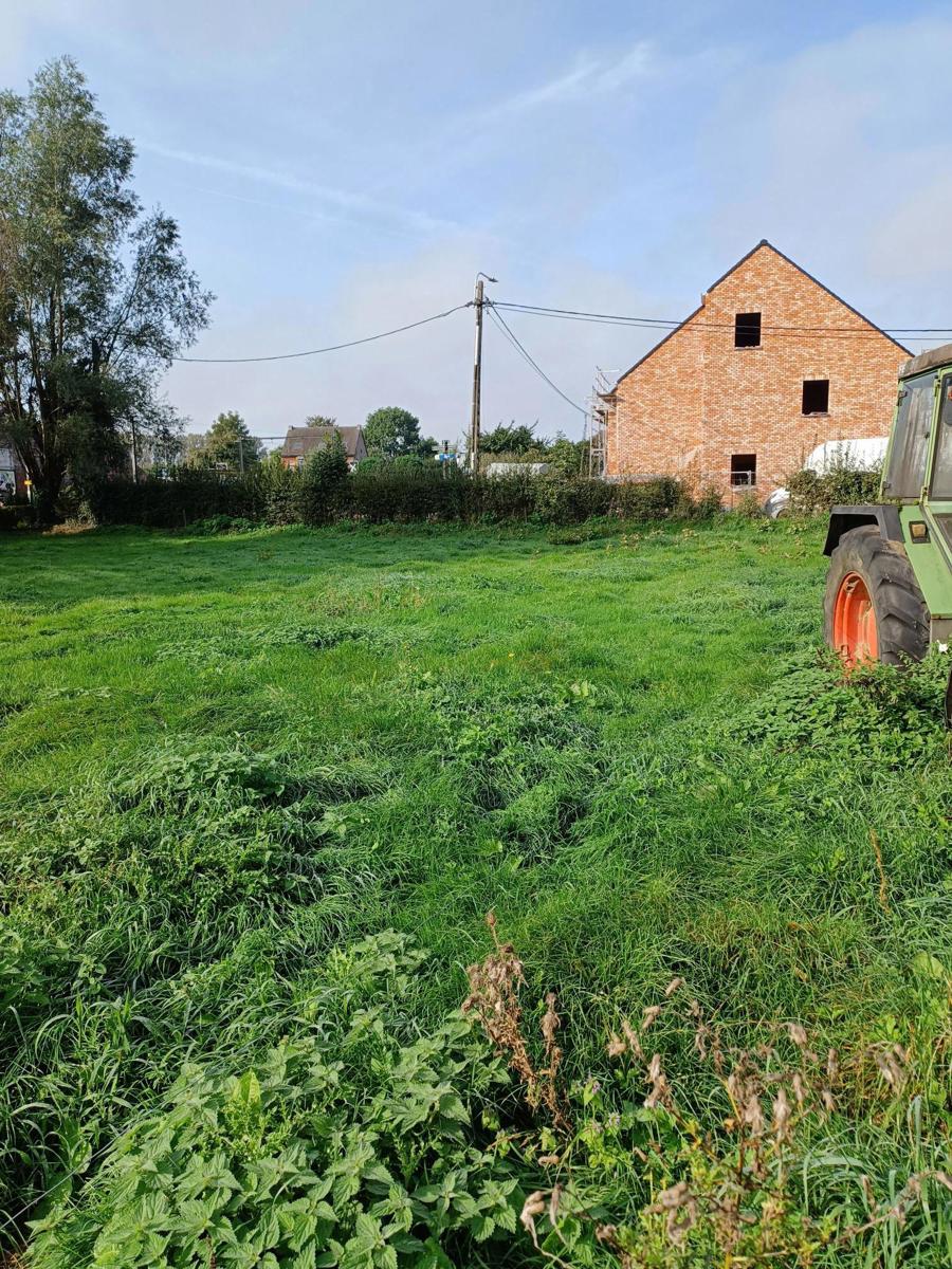 Bouwgrond voor 3-gevelwoning te Ede-Haaltert - foto 1