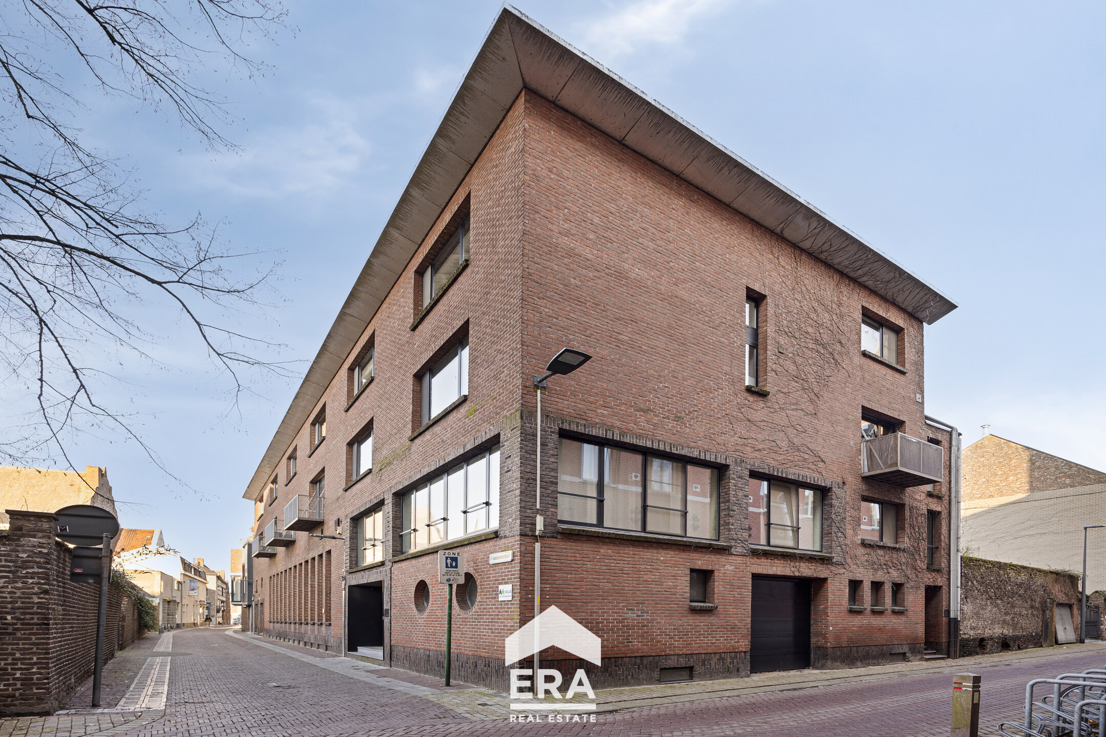 Commercial for sale in Maaseik - photo 1