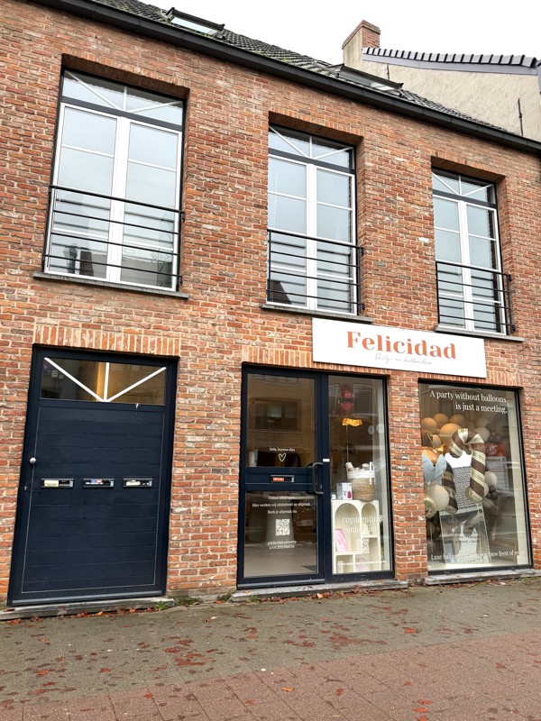 Super tof handelspand of kantoor op toplocatie te Westmalle. - foto 1