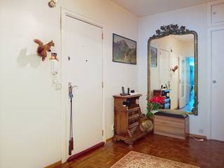 Appartement 1 slaapkamer van 70 m² nabij de Europese wijk:<br /><br />Gelegen op de 1e verdieping van een condominiumgebouw, zal dit aangename appartement van ± 70 m² u verleiden met zijn functionele indeling en zijn helderheid. Het is als volgt samengesteld: Inkomhal met vestiaire en ingebouwde kasten, een comfortabele en lichtrijke woonkamer van +/-30m², volledig ingerichte keuken van +/-10m² - nachthal die leidt naar het apart toilet met fonteintje, een gerenoveerde doucheruimte met opstelplaats voor de wasmachine, 1 grote slaapkamer +/- 17m², 1 privékelder. de lift is weer in overeenstemming gebracht. <br /><br />Dit appartement is een uitstekende opportuniteit, ideaal voor een eerste aankoop, een investering of een alleenstaande/koppel die op zoek is naar een praktisch en goed ingericht pand. Dichtbij voorzieningen, winkels, vervoer en uitvalswegen.<br /><br />Geïnteresseerd?<br />Contacteer ons voor meer informatie of om een ​​bezoek af te spreken op 02/262.45.78 of via meise@weinvest.be
