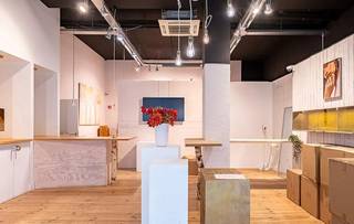 Instapklare winkel van +/- 70m² met een berging van +/-37m² te huur in de Drukkerijstraat.Deze is gelegen tussen de Nationalestraat en...