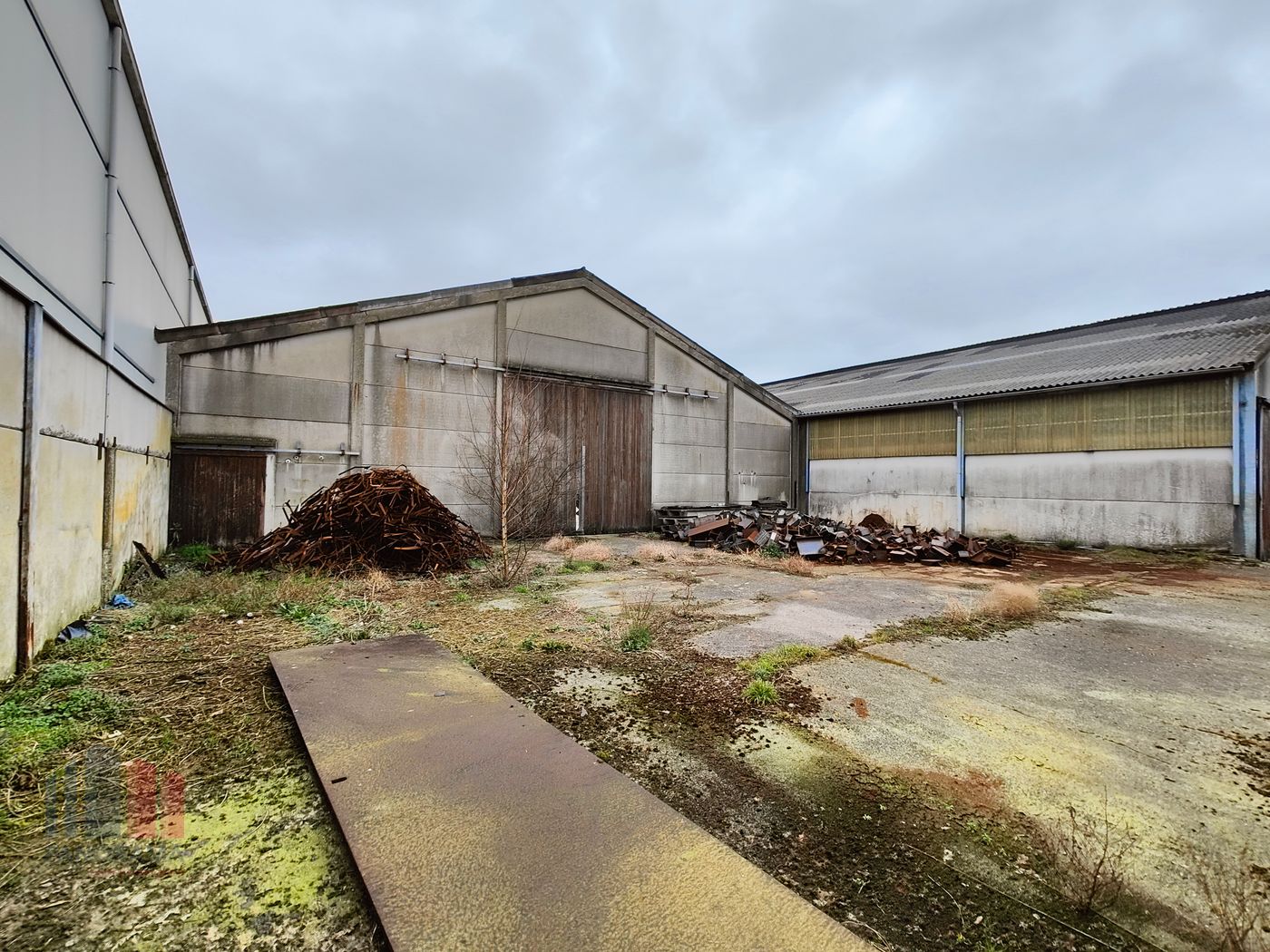 Opslagruimte van 4.000 m² te huur in Zwevezele - photo 2