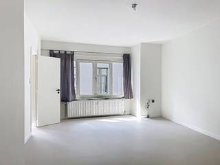 Gezellig instapklaar 2-slaapkamerappartement in hartje van Gent (3e verdieping) Gelegen onder BOEKENTOREN, vlakbij St-Pietersplein, UFO gebouw...