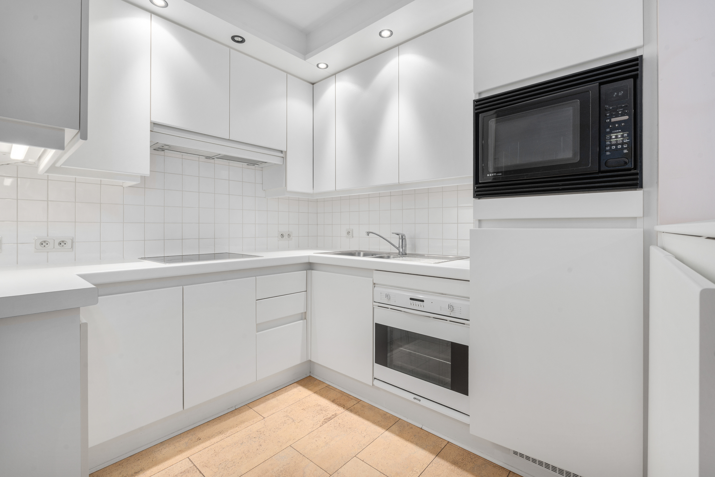 Ruim 2-slaapkamerappartement te koop in Knokke! - foto 4