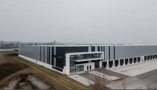 Te huur: ultramoderne logistieke magazijnen gelegen in het hart van de Trilogiport in Luik, Rue du Trilogiport 23–25.Twee beschikbare eenheden, elk...