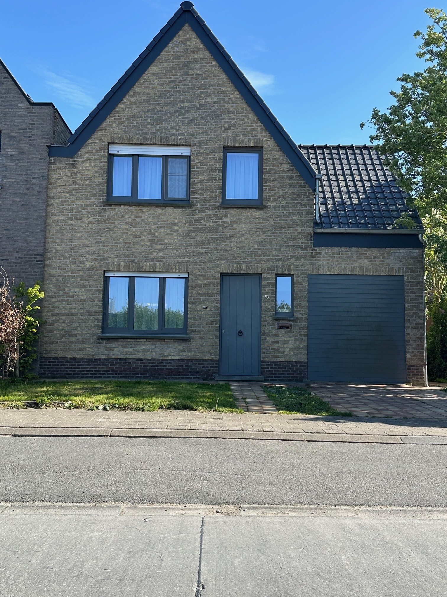 Halfopen huis met tuin in Veurne - foto 1