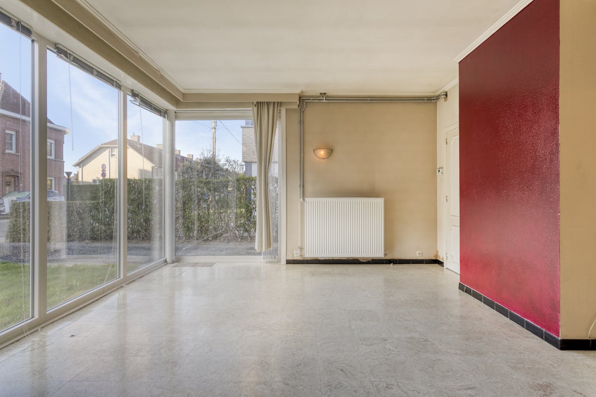 Halfopen gezinswoning te koop in Bissegem! - foto 3