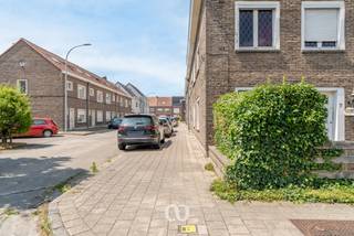 Cherchez-vous une maison à rafraîchir dans un quartier calme et agréable, à deux pas du centre d'Oudenaarde? Trouvé!Son emplacement exceptionnel à...