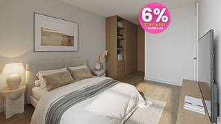 Vous rêvez d'une maison prête à emménager, économe en énergie et idéalement située ?<br />Alors cette magnifique maison neuve est exactement ce qu'il vous faut !<br /><br />Cette maison BEN allie confort contemporain et durabilité. Avec ses 3 chambres spacieuses, sa salle de bains élégante équipée d'une baignoire et d'une douche, et ses 2 toilettes séparées, elle peut accueillir toute la famille.<br /><br />Le salon spacieux avec cuisine ouverte baigne dans la lumière naturelle et constitue le lieu où convivialité et fonctionnalité se rejoignent. Grâce à la pompe à chaleur et au chauffage par le sol, vous vivrez non seulement dans un confort optimal, mais aussi de manière économe en énergie.<br /><br />Des atouts supplémentaires ? Un garage intégré et un jardin ensoleillé où vous pourrez profiter du calme.<br /><br />Ne manquez pas cette occasion unique et faites de cette maison votre nouveau chez-vous !<br />Contactez Ruben au numéro : 0479/ 03 90 17 ou par e-mail : ruben@cornelis-partners.be