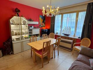 Gelijkvloers appartement met terras op ± 50 m van de zeedijkAangenaam gelijkvloers appartement op een uitzonderlijke ligging vlak bij de zeedijk. De...