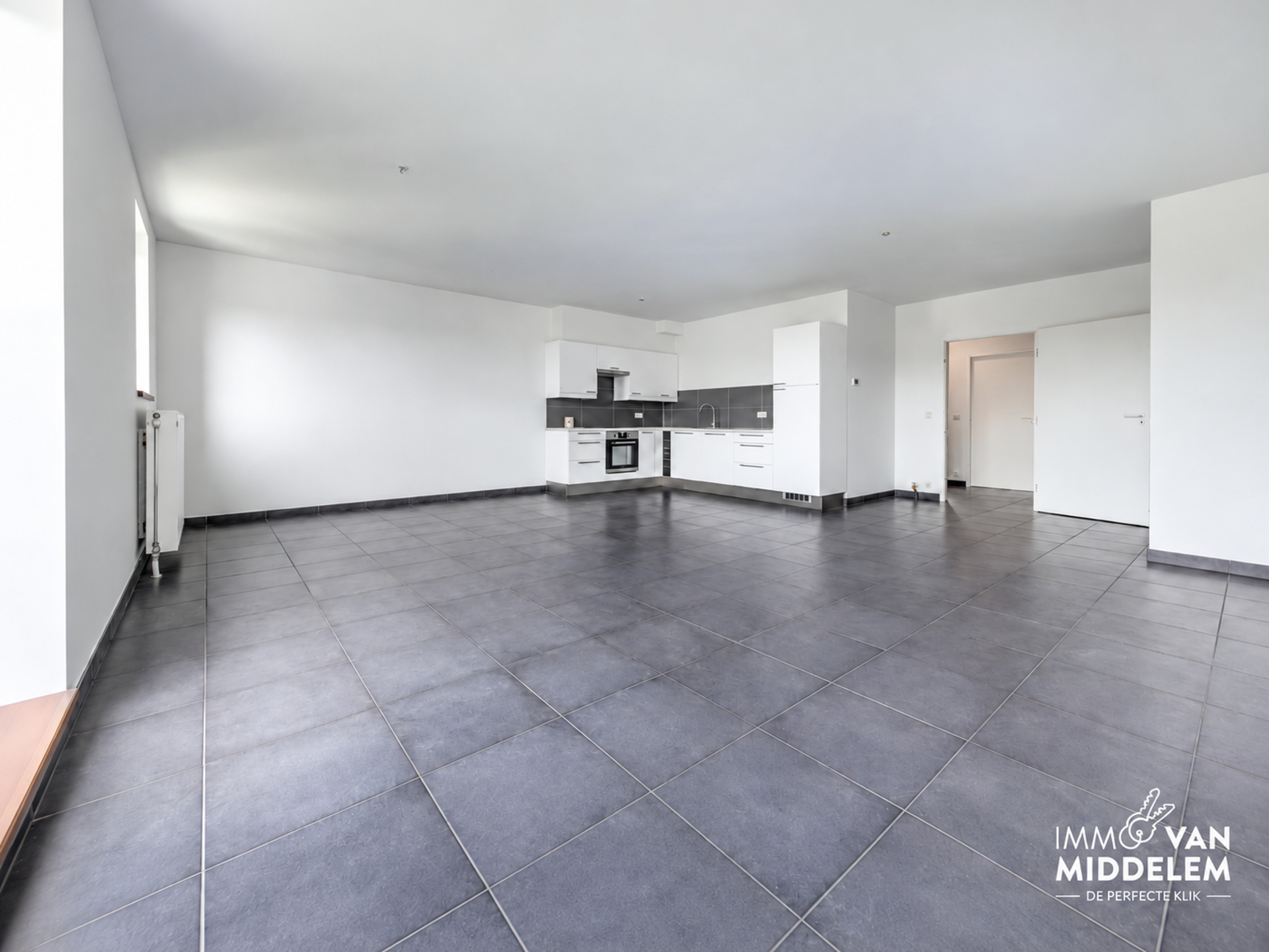 INSTAPKLAAR 2-KAMERAPPARTEMENT MET TERRAS EN PARKING - foto 4